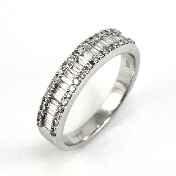 18ct White Gold Half Eternity Diamond Ring