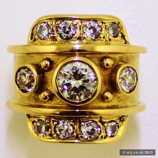 18ct Gold Antique Unisex Diamond Ring
